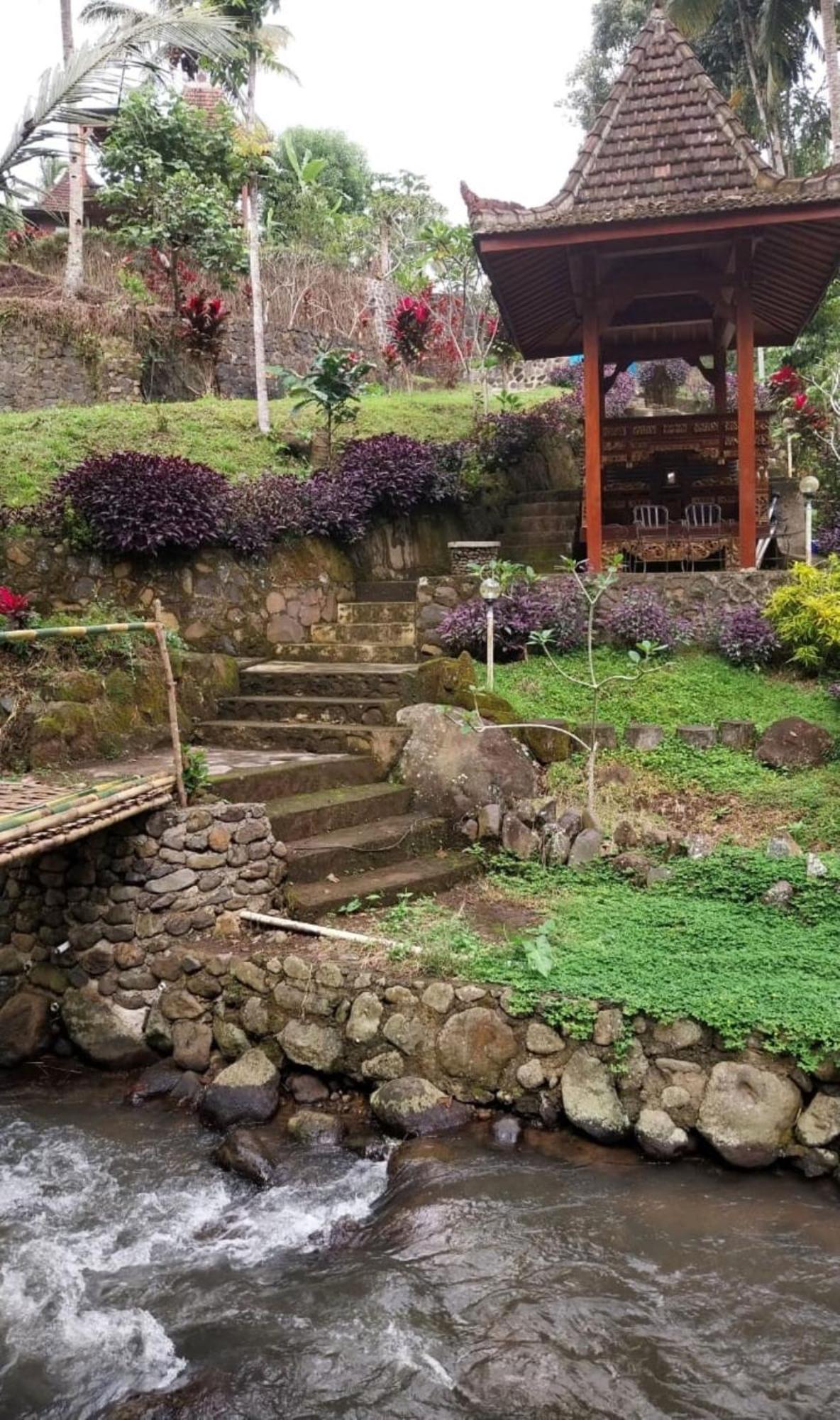 Kampoeng Joglo Ijen Villa Banyuwangi  Kültér fotó