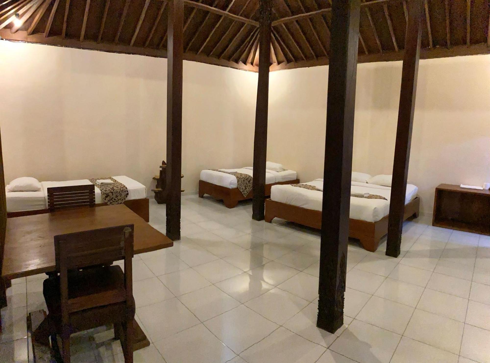 Kampoeng Joglo Ijen Villa Banyuwangi  Szoba fotó