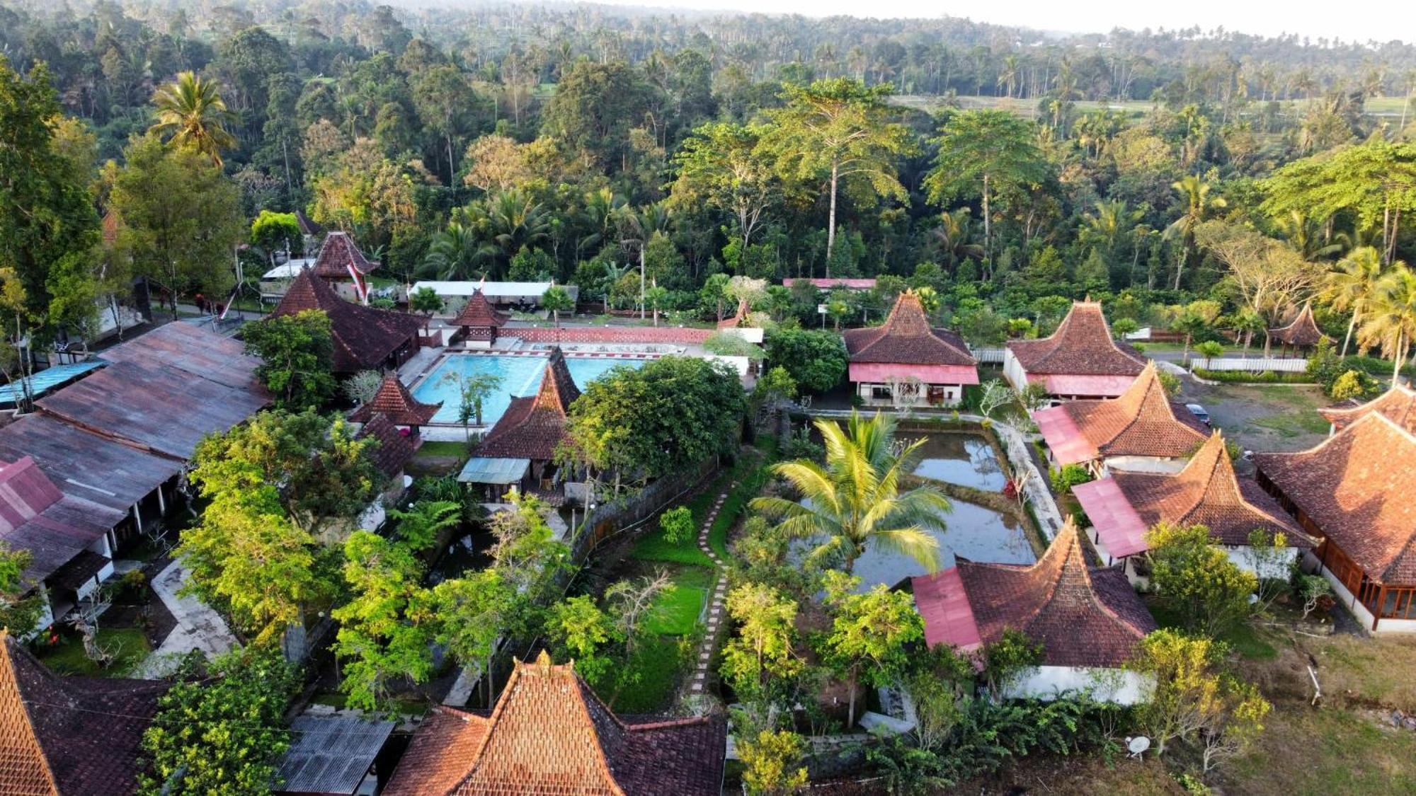 Kampoeng Joglo Ijen Villa Banyuwangi  Kültér fotó