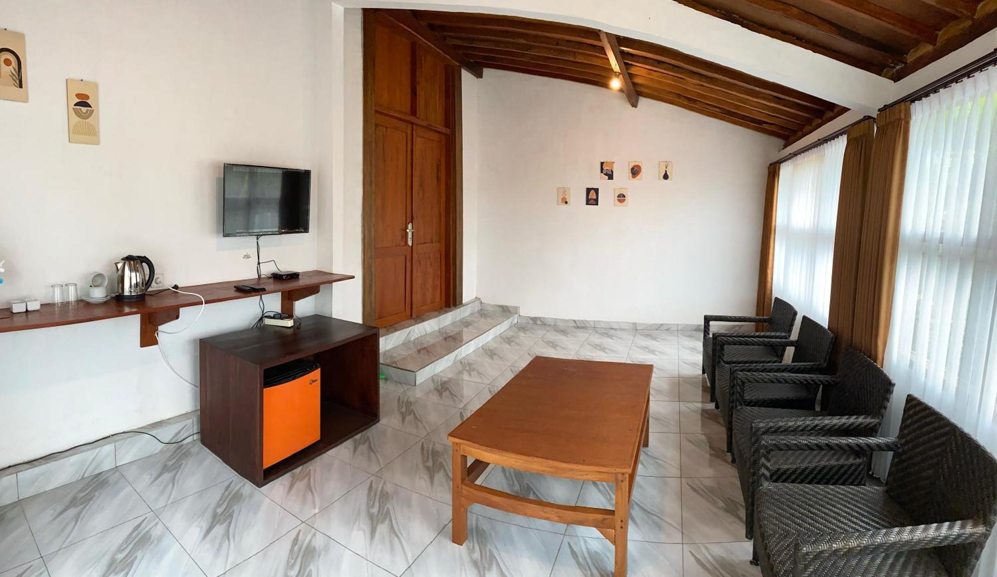 Kampoeng Joglo Ijen Villa Banyuwangi  Szoba fotó